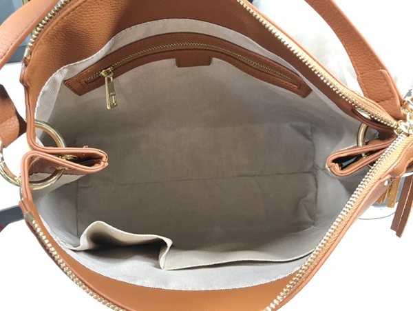 激安グッチバッグコピー着用イメージ